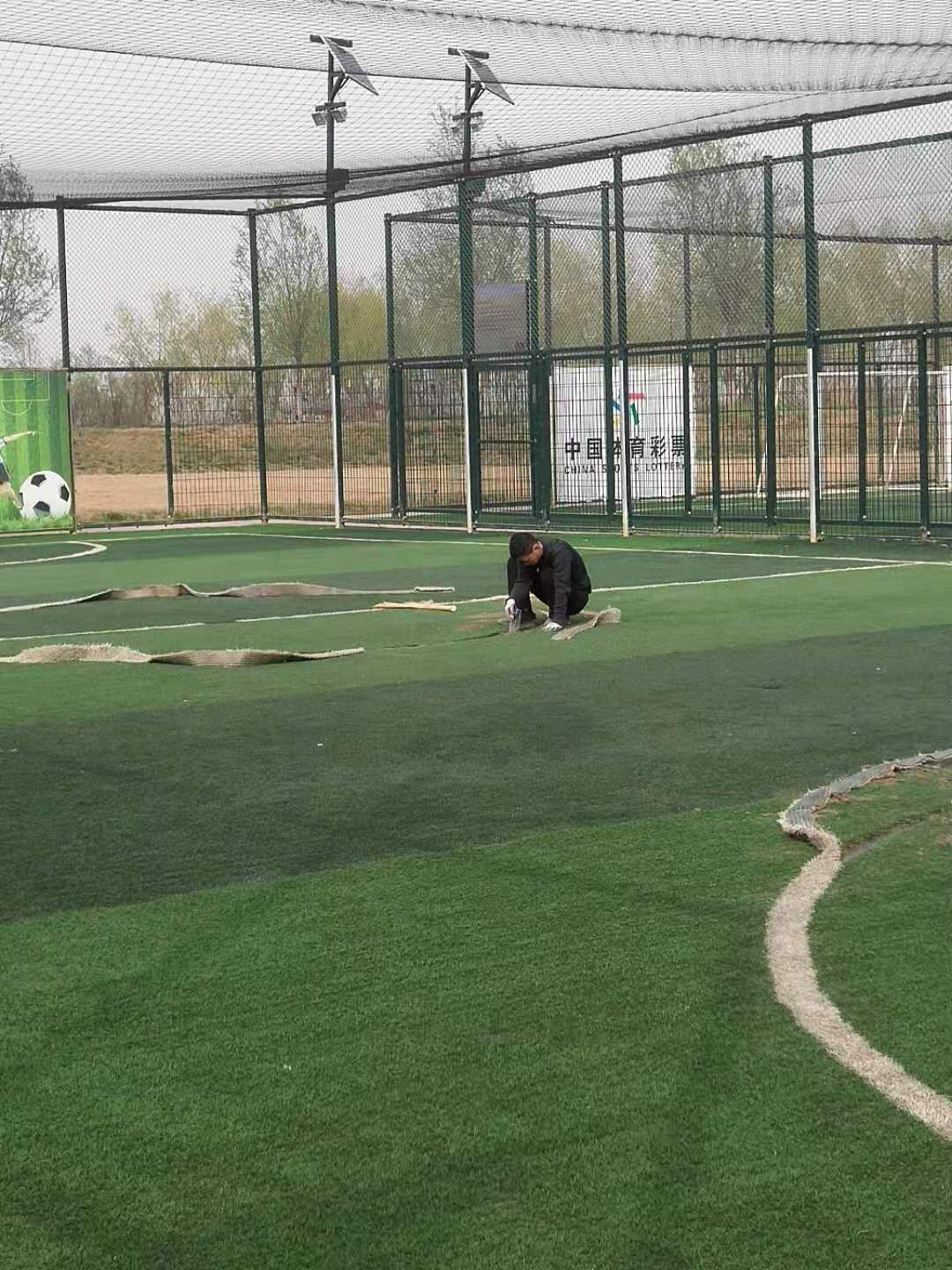 渭南市某足球場維修